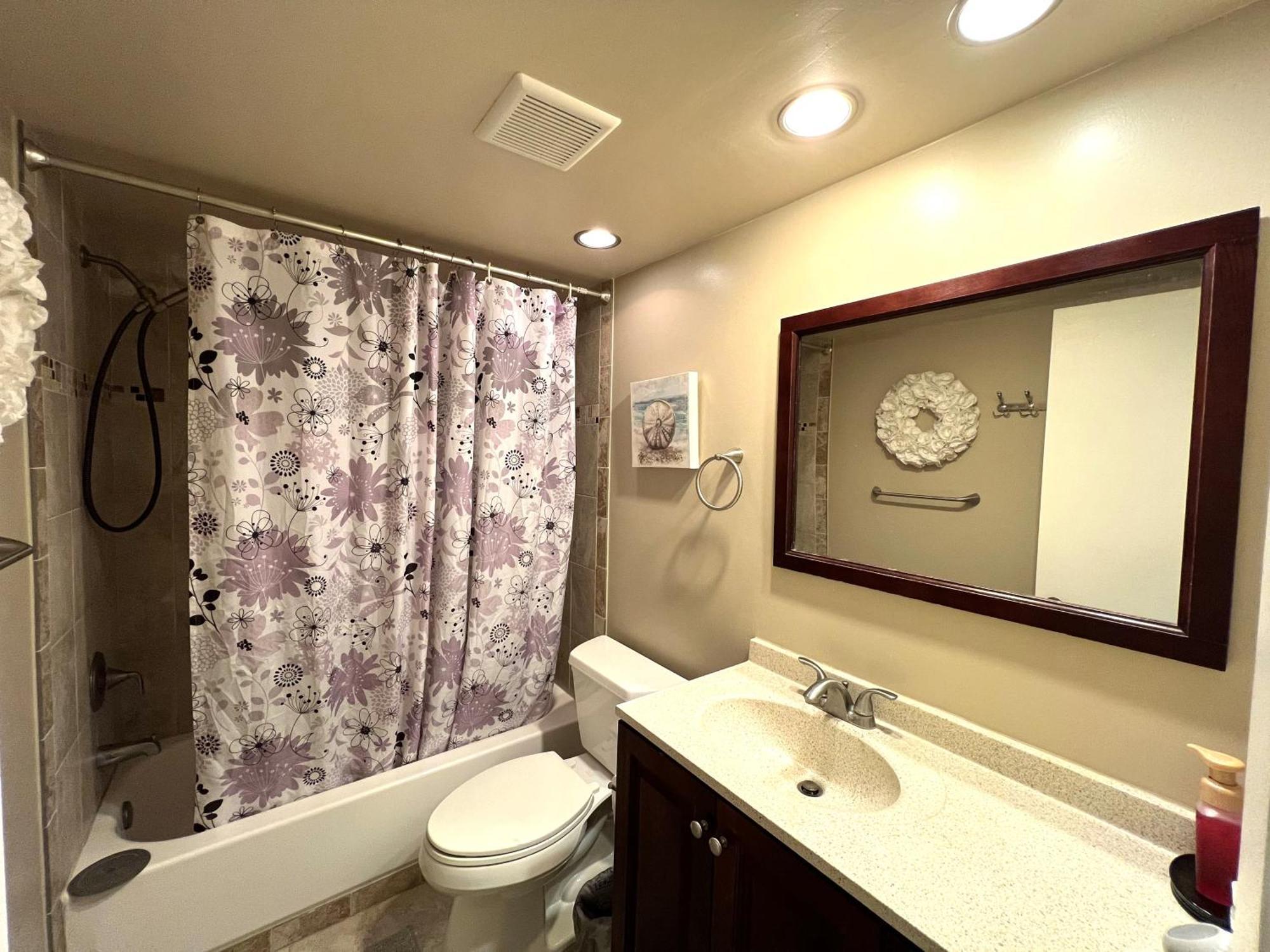 Bayshore Yatch Tennis Condo 2Br 3 Beds, Walking Distance To Beautiful Quite Beach شاطئ كليرووتر المظهر الخارجي الصورة